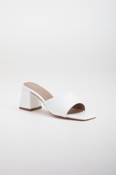 Dilimler Ayakkabı White Straw Tekband Women's Heeled Slippers