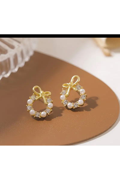 Butik أقراط الحد الأدنى