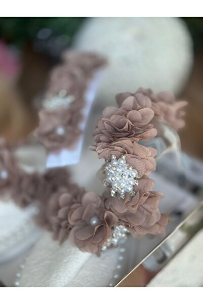 Queen Nelly تصميم فاخر - تاج للخطوبة والاطفال للنساء مع بروش من حجر اللؤلؤ، بني