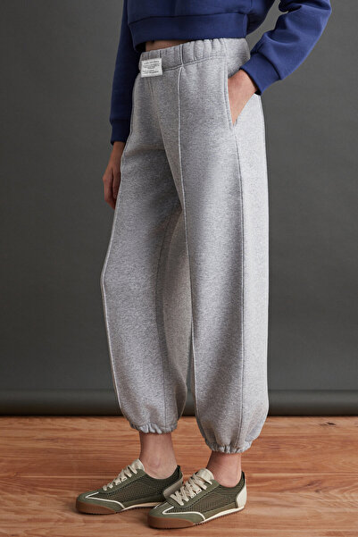 GRIMELANGE Ddıa Dámské měkké elastické lemování nohavic Detailní žebrované tepláky z organické bavlny Grimelange