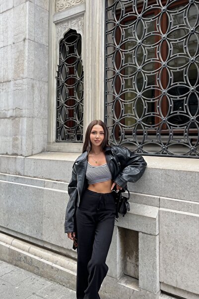 New Now Black and White Striped Square Collar Crop Bluz