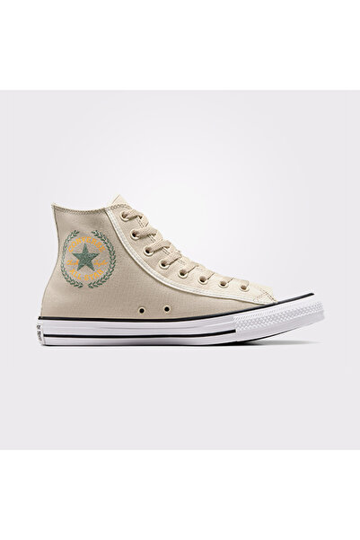 Converse حذاء تشاك تايلور أول ستار الرياضي للنساء باللون البيج/الأسود