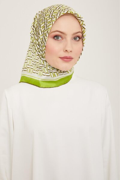 Armine Eșarfă din mătase Sura cu model geometric verde moale 9149 - 54