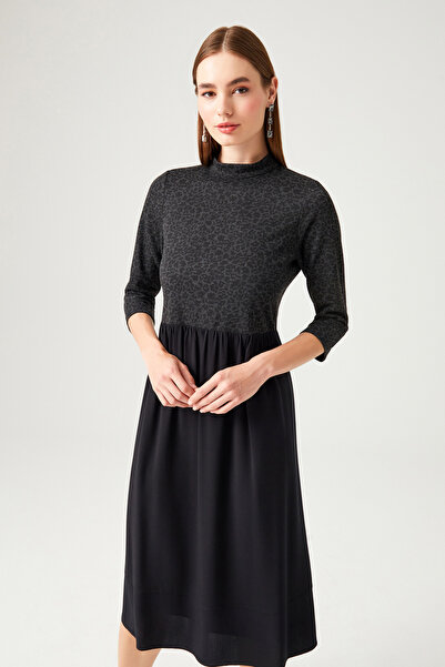 Naramaxx Kumaş Karışımlı Midi Boy Elbise