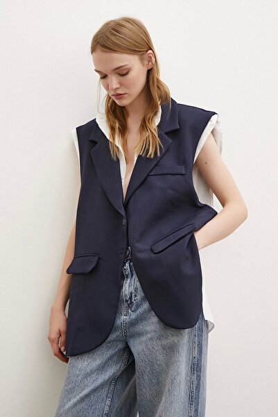 Never more Синій жилет з сорочковим коміром