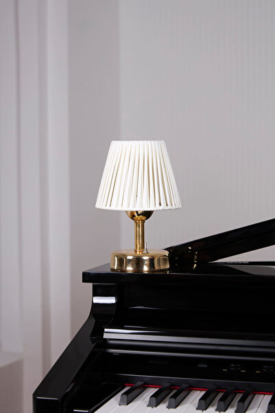 Maison Avf Deri Beyaz Kablosuz Masa Lambası Parlak Gold Ayaklı Abajur Aydınlatma