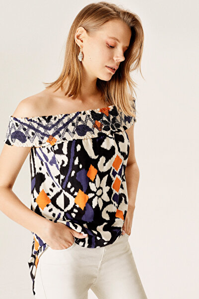 Naramaxx Omuz Dekolteli Dökümlü Bluz
