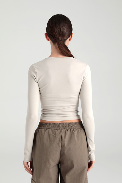 SHEISMONO Béžová bavlněná halenka s kulatým výstřihem