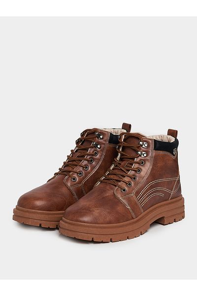 Styli Vintage Round Toe Embroidered Ankle Boots