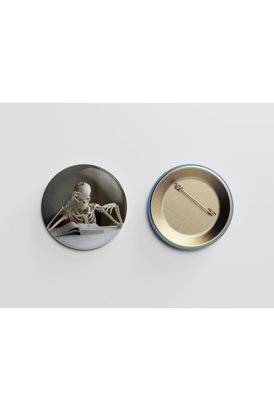 Nemika Ders Çalışan İskelet Komik 44mm İğneli Buton Rozet
