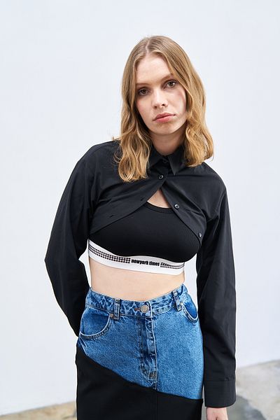 Quzu Cămașă Crop asimetrică - Detaliu interior pentru maioț, negru