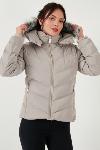 Lela Regular Fit Puffer Jacket with Detachable Hood and Zipper - Mont with Pockets 497Di̇na