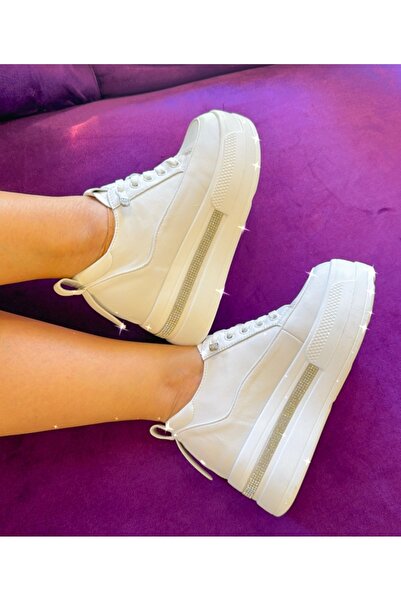 KRISTE BELL Beyaz dolgu topuklu spor ayakkabı