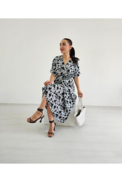 Altı Üstü Butik Φόρεμα Btx με διπλό στήθος