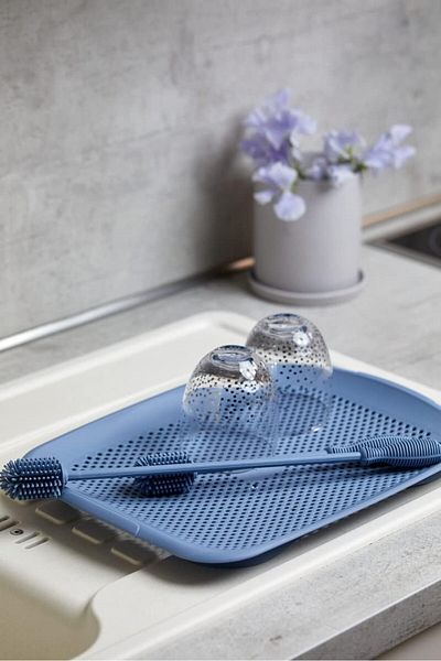 Gondol Blue Plastic Cutting Board with Strainer (1 Pc)