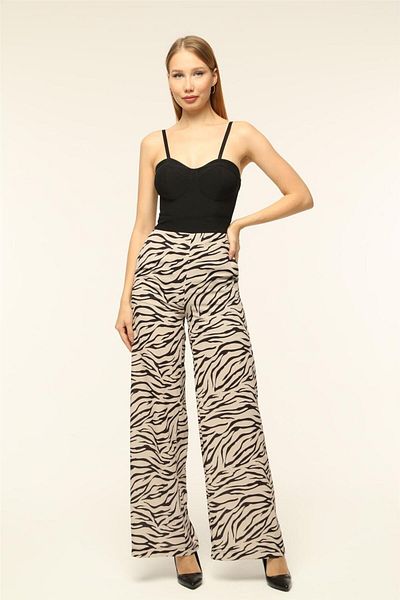 HomeStore Jumpsuit mit Zebrastreifen