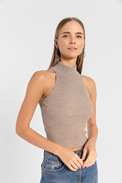 Miss Poem Women's Turtleneck Turtleneck Sleeveless Short Mink Knitwear Crop