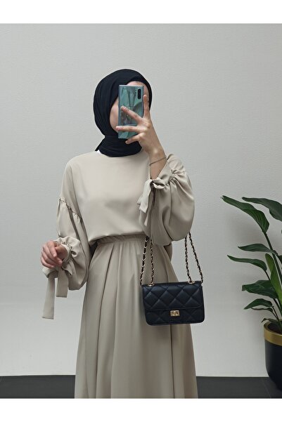 Modamorfo Bézs színű szett - fűzős ujjakkal és buborékos szoknyával