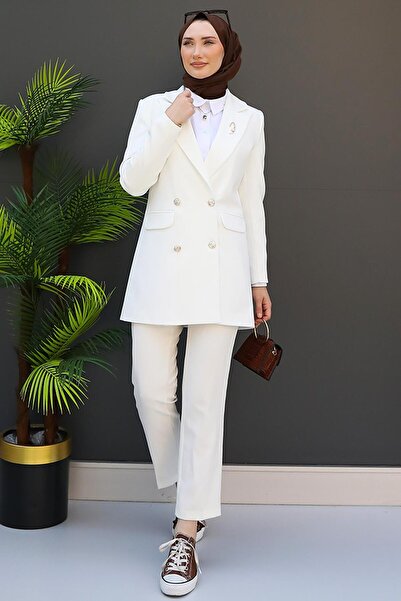 giz astore Kelebek Broş Detay Ceket Beyaz