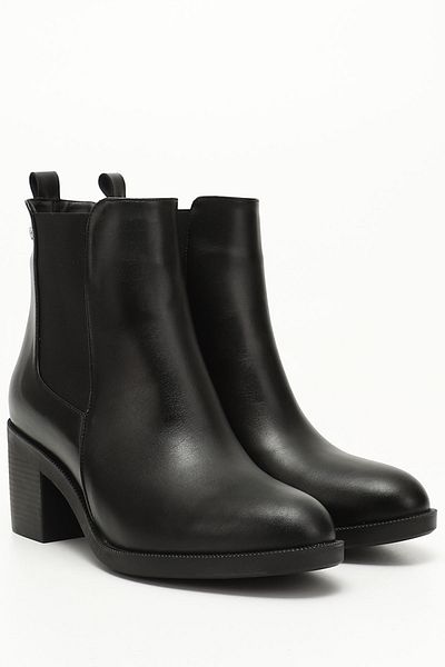 GÖNDERİ(R) Women's Black Thick Heeled Chelsea Boots