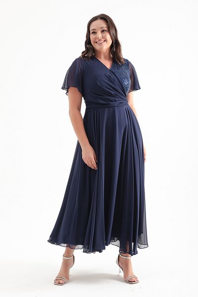 Lafaba Marineblaues Glitzer-Abendkleid mit Kreuzkragen in Übergröße