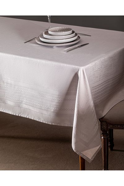 Madame Coco Livron Light Gray Tablecloth - 160x230 cm