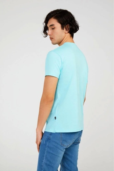 The Crow Чоловіча футболка з синім принтом на комірі Tc7111