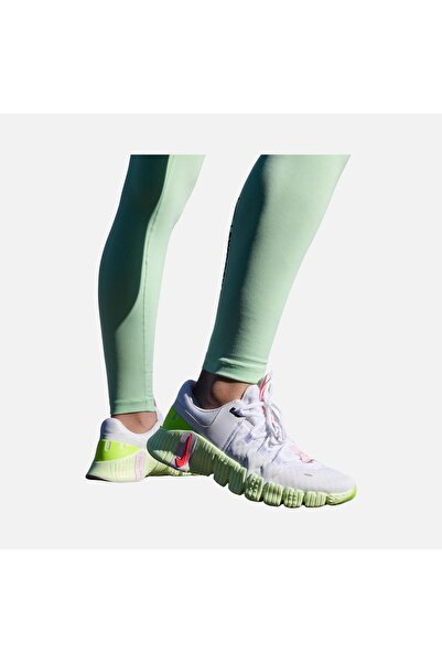 Nike Pantofi de antrenament pentru femei Metcon 5 alb - DV3950-104 W GRATUIT