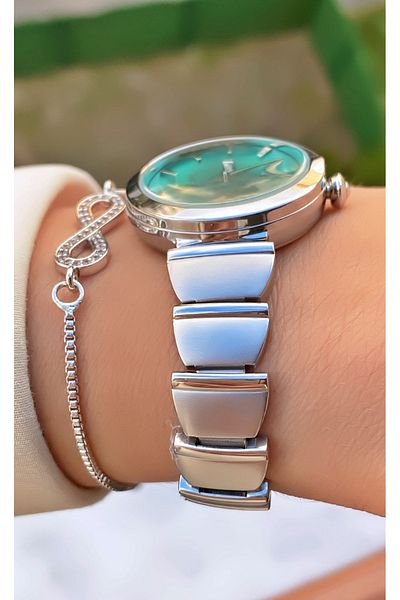 Reward Brand Silver Color Small Case Steel Cord Women's Wristwatch - with Bracelet Gift