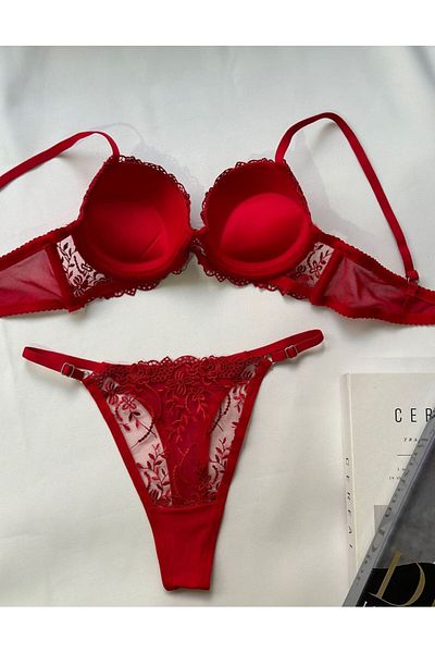 SİLVER MİRROR Red Lace Supported Embroidered Bra Thong Set