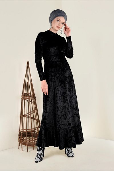 Alvina Velvet Dress - Model 4784