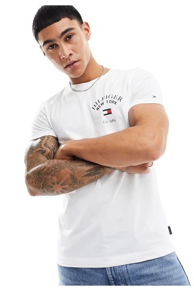 Tommy Hilfiger LOGO EMBROIDERY SLIM FIT T-SHIRT