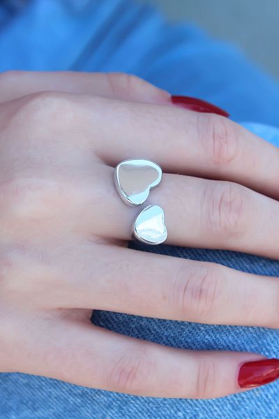Clariss Silver Color Heart Model Women's Ring