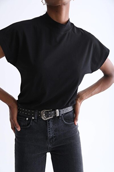 TENA Women's Black Short Sleeve Stand Collar Crop Blouse