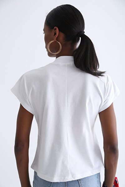 TENA Women's Ecru Short Sleeve Stand Collar Crop Blouse