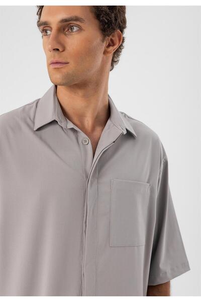 Antioch Light Gray Oversize Hidden Button Short Sleeve Men's Shirt