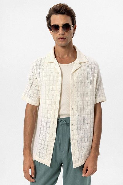 Antioch Ecru Apache Collar Square Knitted Men's Shirt