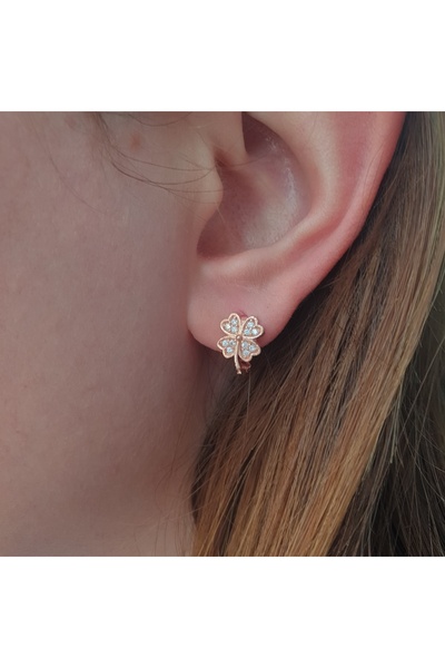 MAGRİB 925 ayar gümüş beyaz zirkon taşlı klipsli kalpli dört yapraklı yoncalı gümüş çocuk küpesi