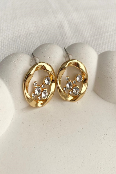 DEMOKAN Kadın Küpe İçi Boş Eğim Halka Taş Detay Küpe