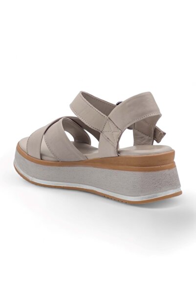 Voyager 9714 Women's Leather Sandals - Stone Detail