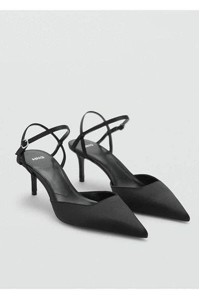 MANGO Woman Schuhe mit hohen Absätzen und Riemen