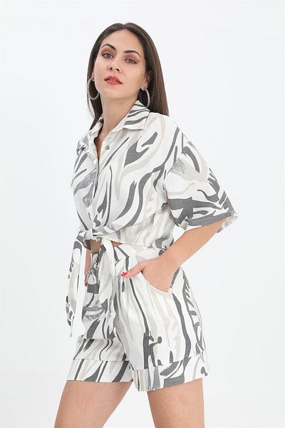VAPUR TEKSTİL Pantaloni scurți de in negru cu talie înaltă imprimați