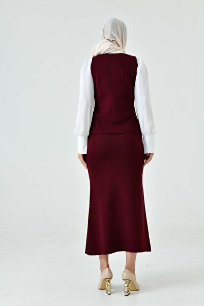 bayansepeti Ψηλόμεση μίντι φούστα και μπορντό πλεκτό ζακέτα - Σετ Hijab με κουμπιά 5155