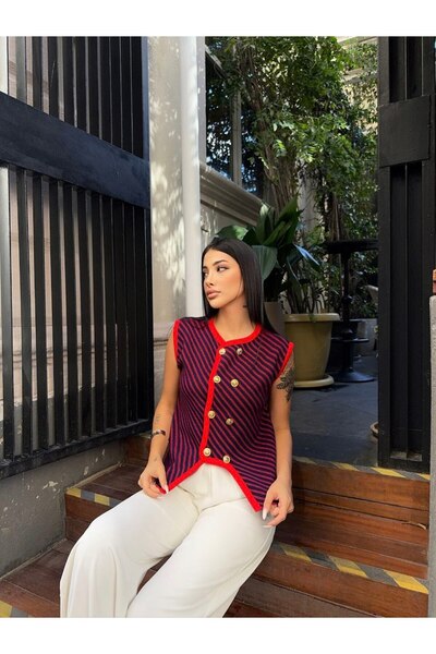 buqre's moda Striped Design Buttoned Knitwear Vest