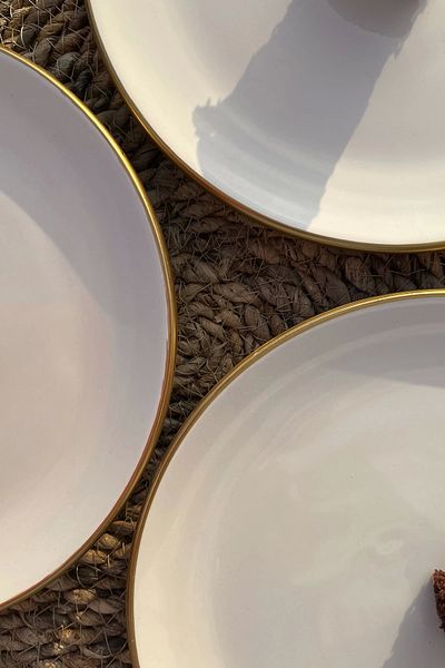 GÖNÜL White Gold 6-Piece Serving Plates - 26cm G2806