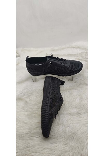 Voyager Genuine Leather Black Rubber Laced Shoes - A1