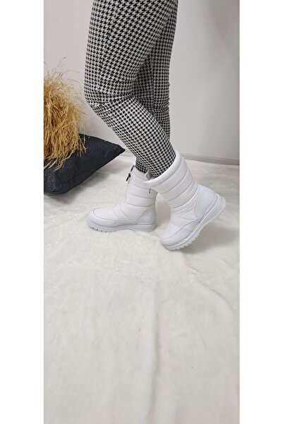 ÇİĞDEM KUNDURA Çiğdem Kar Botu