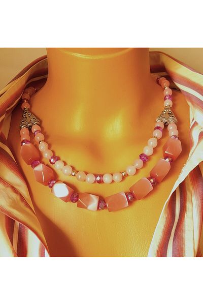 Asteria Elite Pink Mother of Pearl Pink Quartz Love and Elegance Necklace Bracelet Set