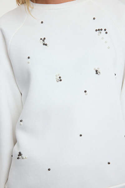 Trendyol Collection Pohodlná mikina z tlustého fleece Inside Ecru s kamenným detailem - Twoaw25Sw00281