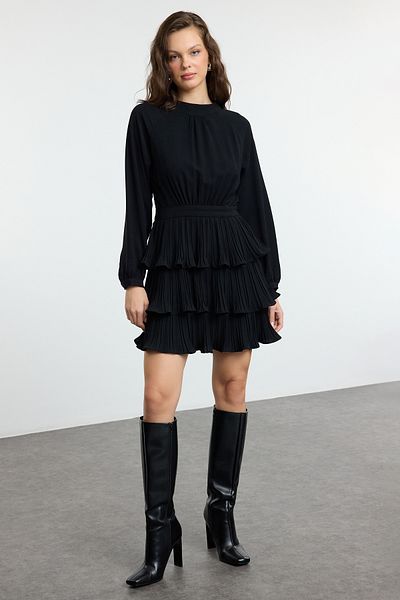 Trendyol Collection Μαύρο Μίνι Σκέιτερ φόρεμα με γιακά με πλισέ - Twoaw25el00253